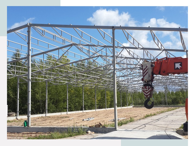 Строительство конюшен в Великий Устюг от 611 руб. под ключ