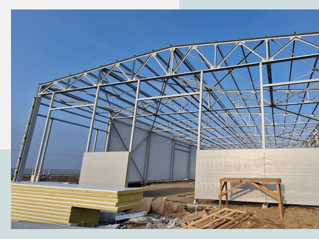 Утепленные ангары в Великий Устюг от 611 руб. за м²