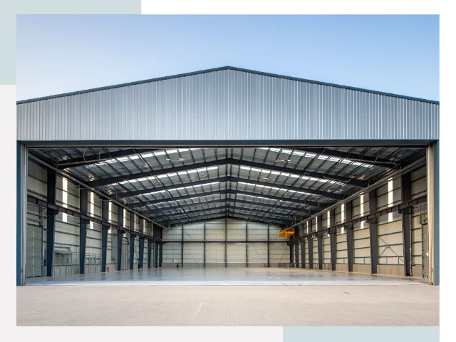 Большие ангары в Великом Устюге