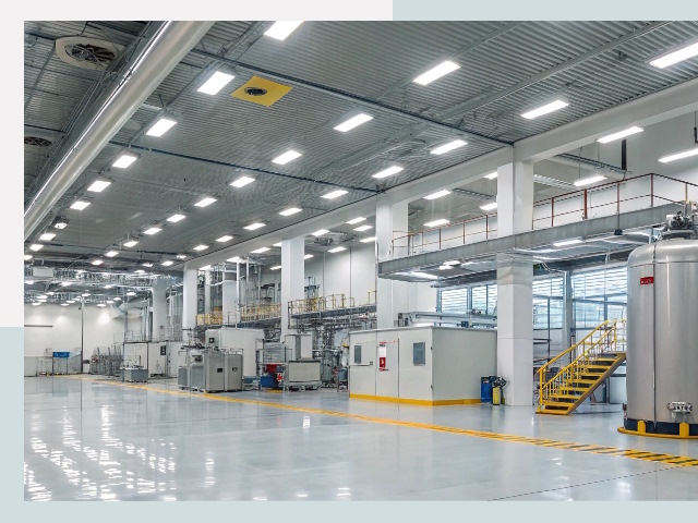 Освещение ангаров в Великом Устюге от 611 руб. - Эффективные решения